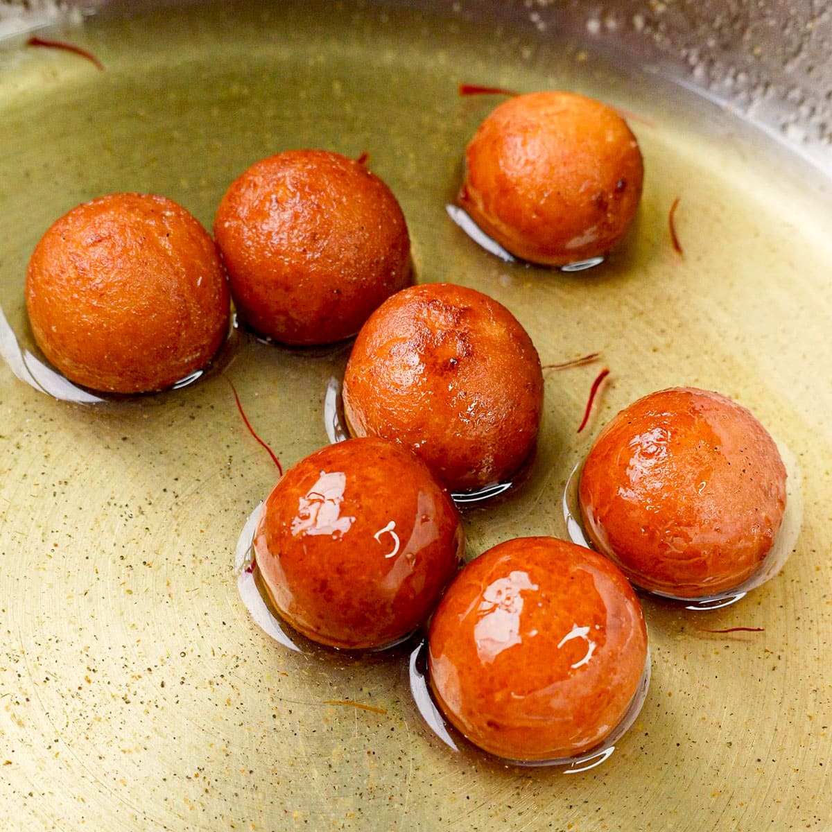 Gulab Jamun: Bola Susu Manis untuk Dessert