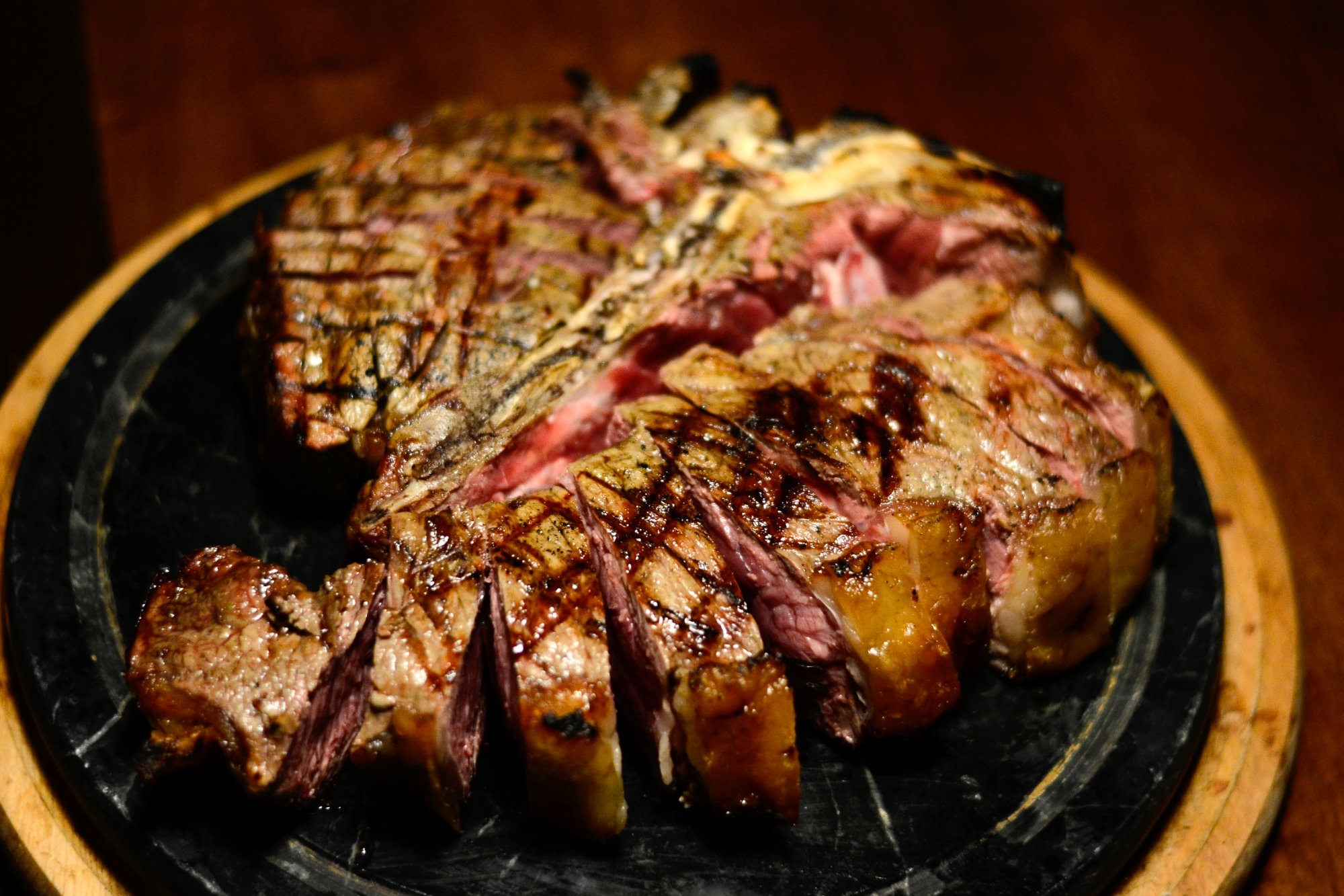 Bistecca alla Fiorentina: Steak T-bone Khas Florence