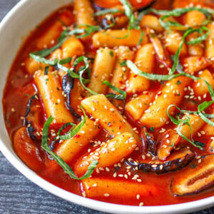 Ddeokbokki: