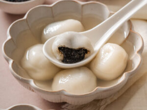 Tangyuan: