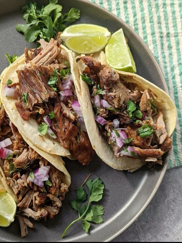 Carnitas Michoacán: Daging Suwir Karamel Khas Meksiko